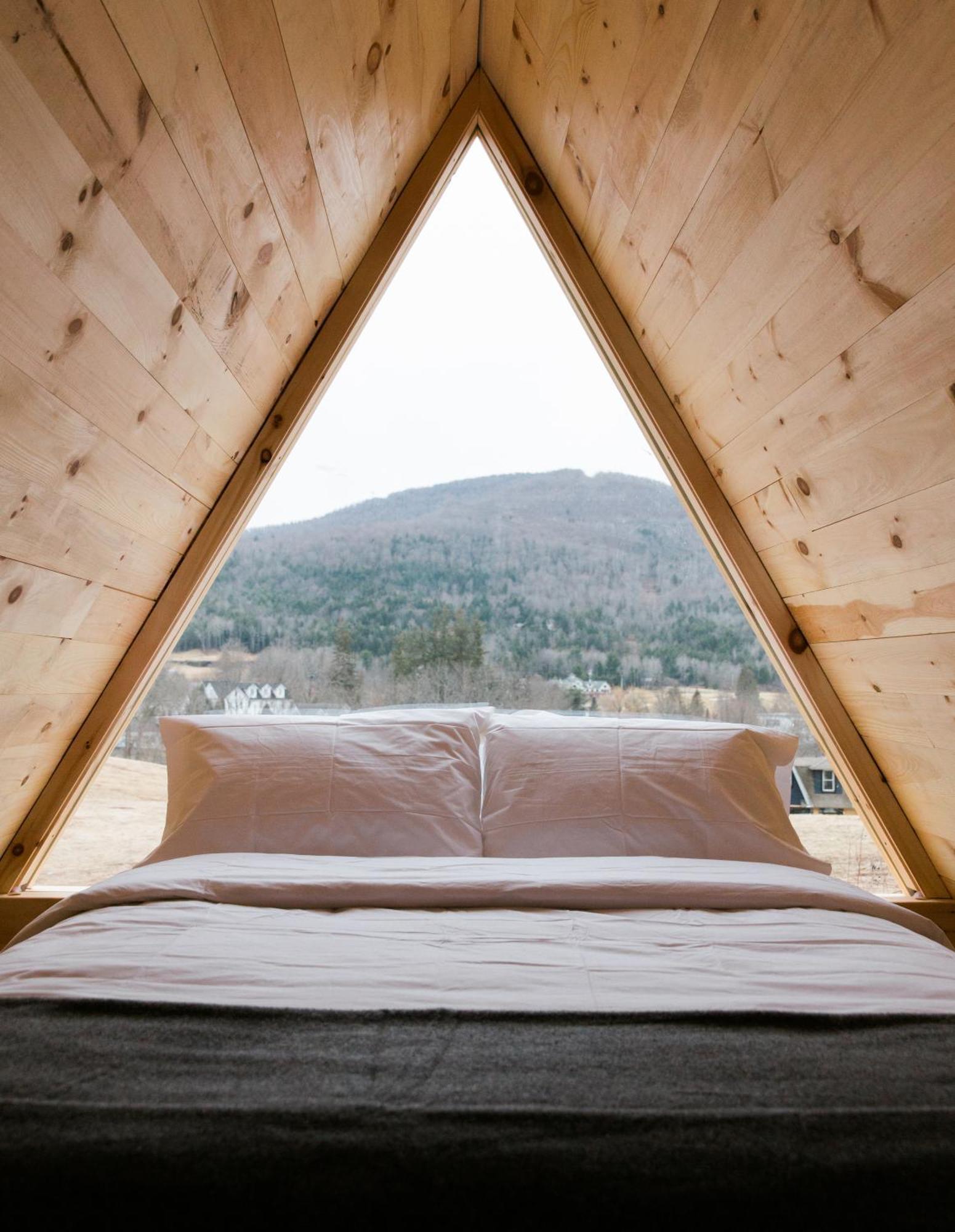 Hotel Eastwind Windham Esterno foto